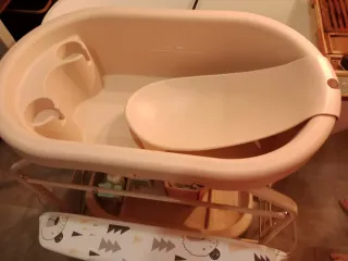 Bañera y cambiador para bebé