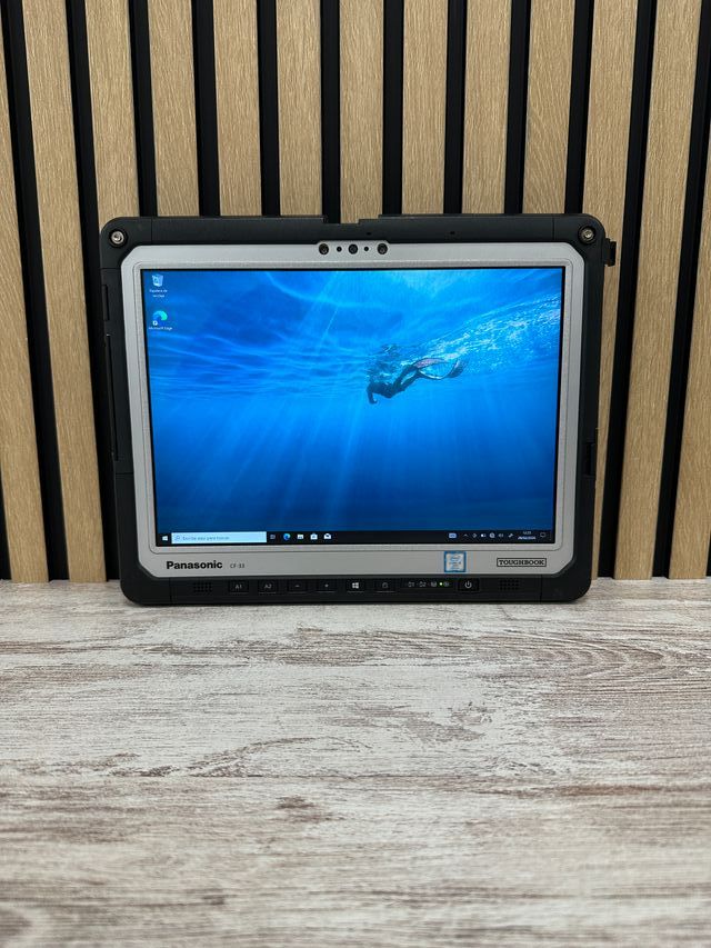 Panasonic ToughBook CF-33 i5 8gb 256gb SSD