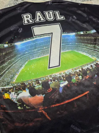 Camiseta Real Madrid Raúl 90s Talla M