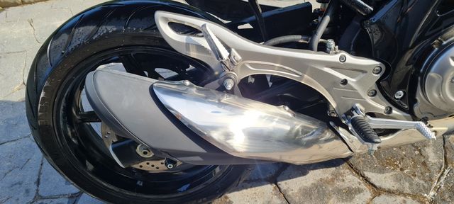 Suzuki Gladius 12800km