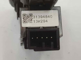 31394840 MANDO ELEVALUNAS DELANTERO DERECHO VOLVO