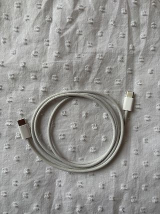 iPad 10 256GB Wi-Fi + Accesorios