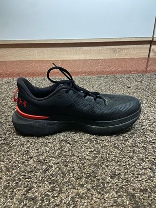 Under Armour UA INFINIT Sn51 Zapatillas
