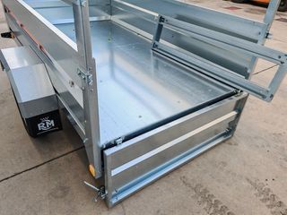 NUEVO: Remolque 750 kg con cartolas