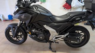 Honda NC750X DCT 2024 Negra cambio de nombre inclu