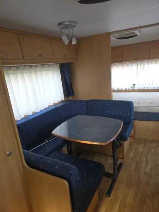 SE VENDE CARAVANA SUN ROLLER QUEEN