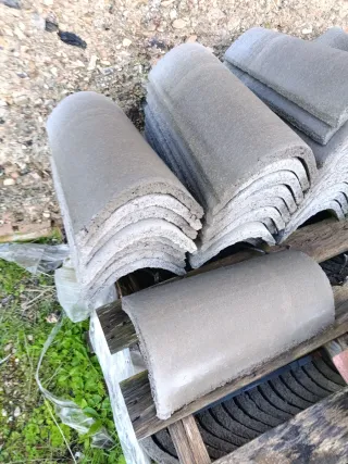 Teja curva hormigón