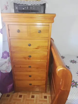 Dormitorio Rústico en madera natural.