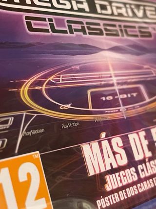 PS4 (PlayStation 4) Negra + Mega Drive Classics