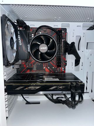 Configurazione PC da Gaming con Monitor MSI Optix G24XC 144 Hz