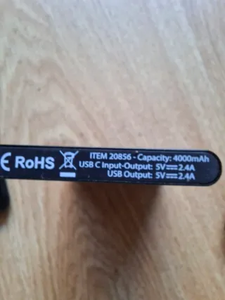 Batería Externa Negra + Cable USB nuevas sin uso