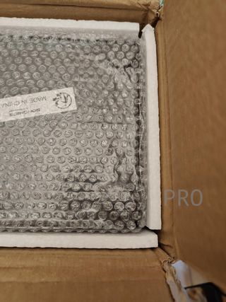 Paragüero de metal cuadrado