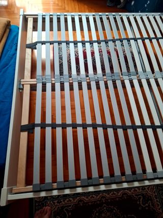 Letto matrimoniale 140x190 cm