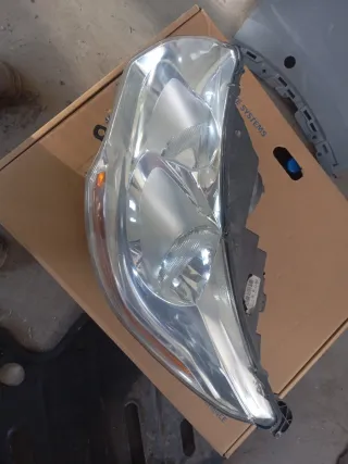 Faro Izquierdo Citroën C4 (hasta 2015)