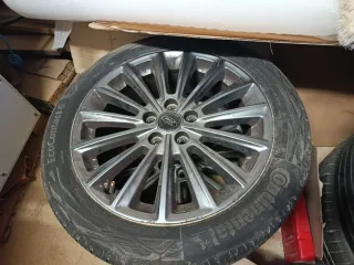 Llantas Ford 215/50/R17 V XL 4