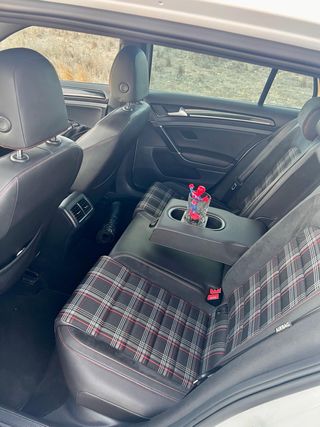 Golf gti performance 230cv full extras muy cuidado