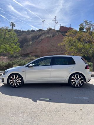 Golf gti performance 230cv full extras muy cuidado