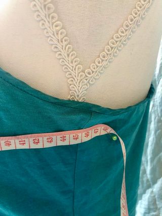 Top de tirantes con encaje