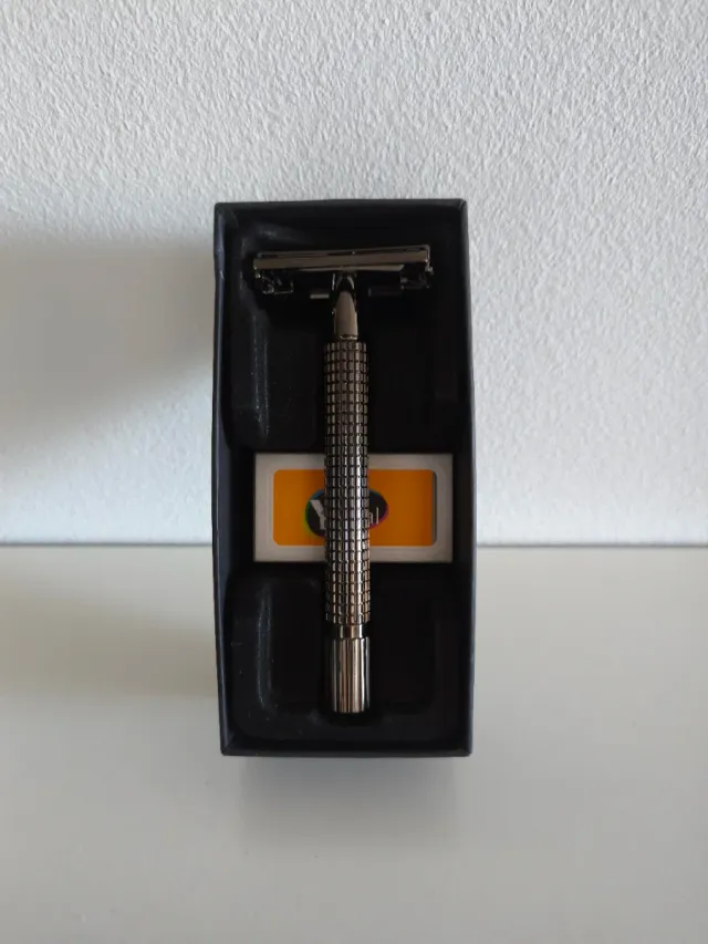 Maquinilla de Afeitar Clásica Yintal + Cuchillas