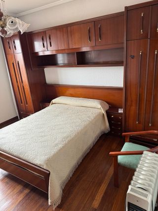 Dormitorio completo madera