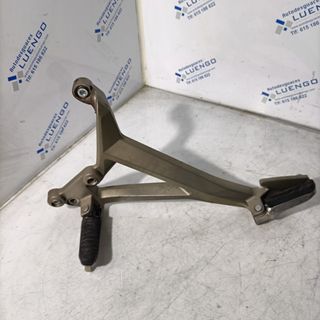 Soporte estribera lado izquierdo Aprilia Shiver