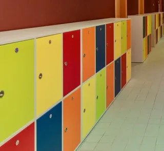 TAQUILLA MELAMINA CANTEADA 1, 2,3 P/COLUMNA ETC.