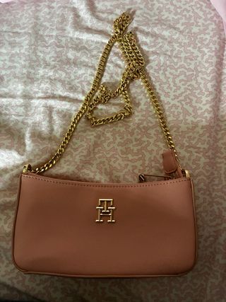 Borsetta Tommy Hilfiger Rosa con Catena Oro