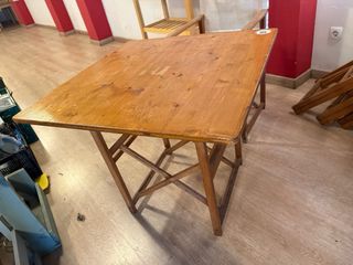 Mesa de madera plegable