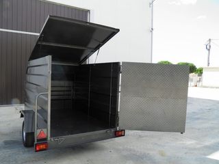 NUEVO: Remolque cerrado aerodinámico