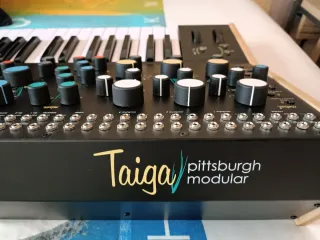 Sintetizador Taiga Keyboard Pittsburgh Modular