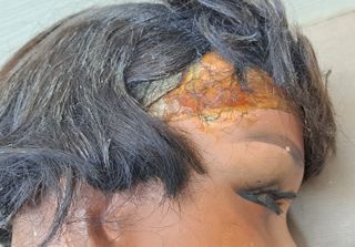 Cabeza de maniquí vintage de escayola