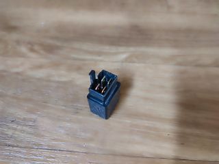 Relé Honda CBR 600 F4i 2001