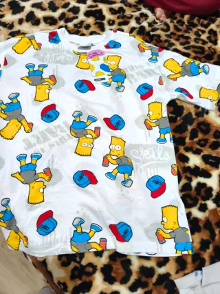 Camiseta Bart Simpson Talla 10/11 Viene grande