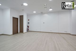 Local comercial en alquiler en Zona Industrial en Barbera del Vallès