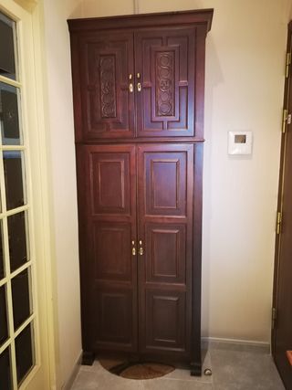 Armario antiguo de nogal