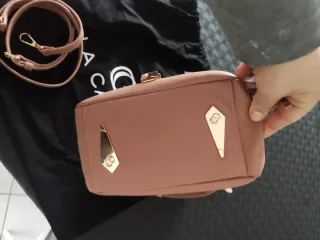 Borsa pelle LA CARRIE nuova mano tracolla rosa