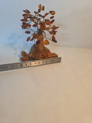 Alberello pietre dure legno e Ambra