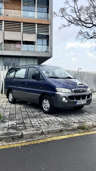 Hyundai H-1 2003