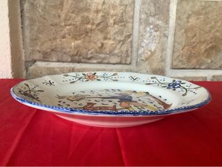 Plato de cerámica pintado a mano CAZADOR