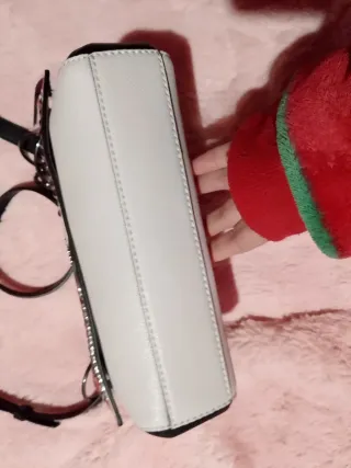 Bolso Guess Camuflaje Tachuelas Multicolor