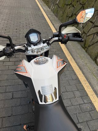 KTM 390 Duke Moto NAKED