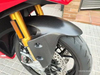 Ducati Panigale v2s 2025
