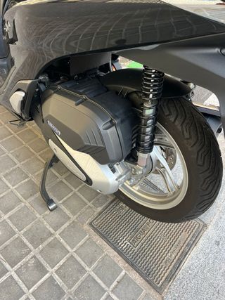 Honda SH 125cc Scooter Negra Automática 12.500 km