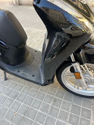 Honda SH 125cc Scooter Negra Automática 12.500 km