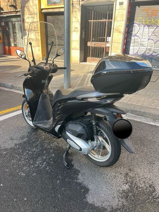 Honda SH 125cc Scooter Negra Automática 12.500 km