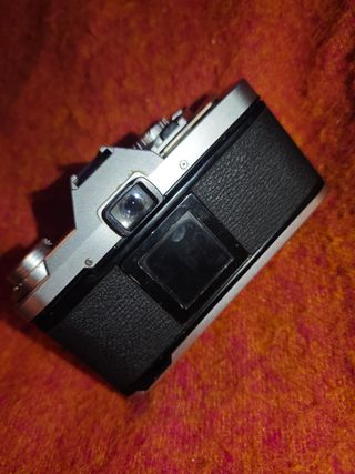 Olympus OM-30 Cámara Analógica Plata