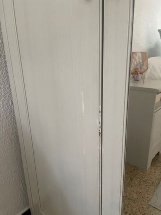 Armario Ikea 3 puertas con espejo