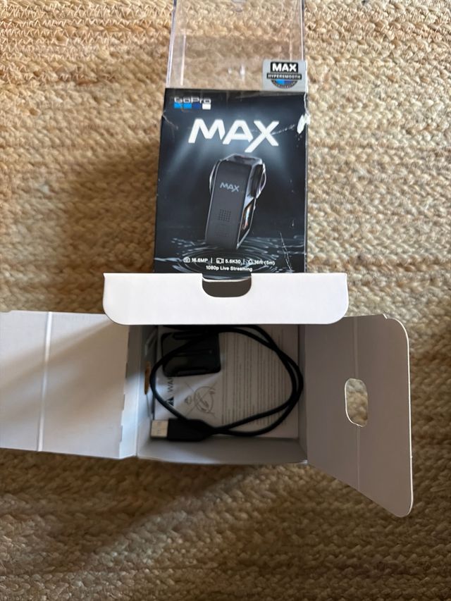 Caja GoPro MAX