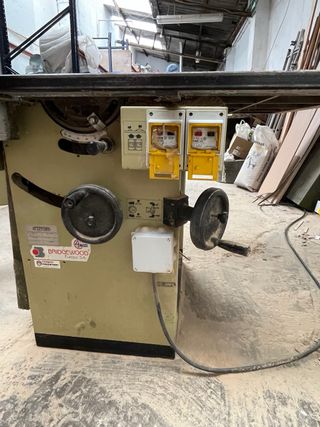 Escuadradora Lazzari