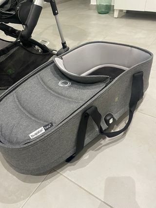 Bugaboo Bee 5 Silla de paseo + Capazo